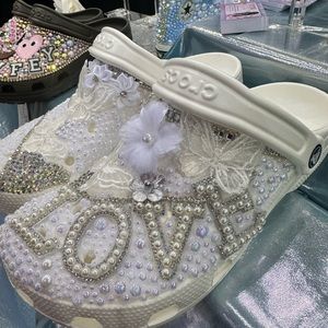women’s custom bridal crocs brand new